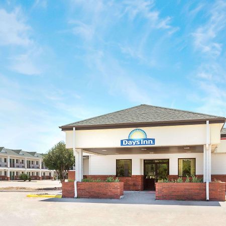 Days Inn By Wyndham Paxton Buitenkant foto