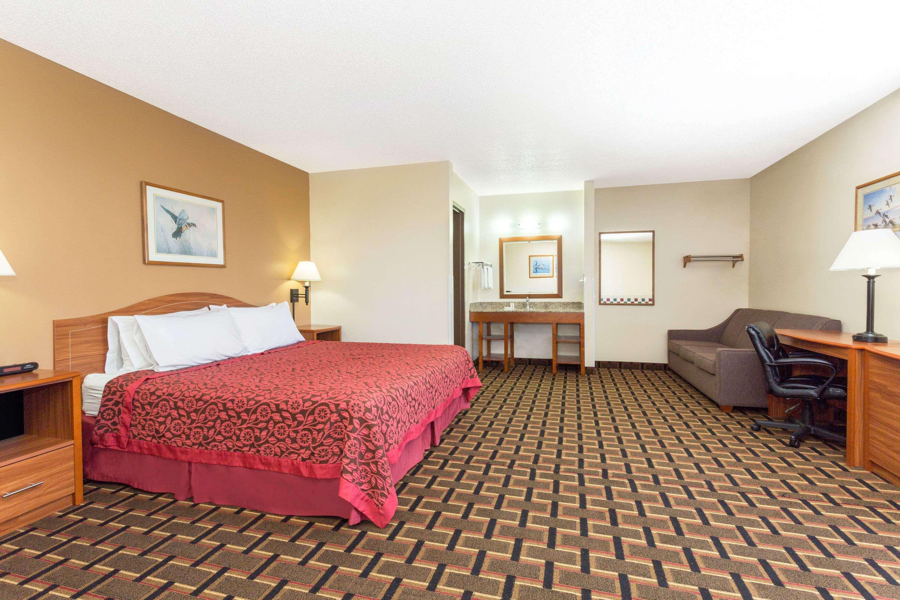 Days Inn By Wyndham Paxton Buitenkant foto